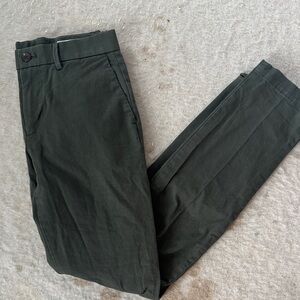 Men’s skinny green khakis